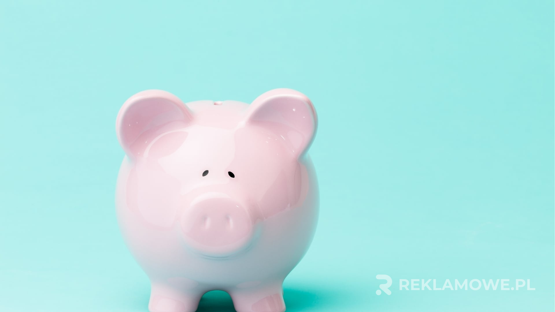 Skarbonka reklamowa na historycznym zdjęciu